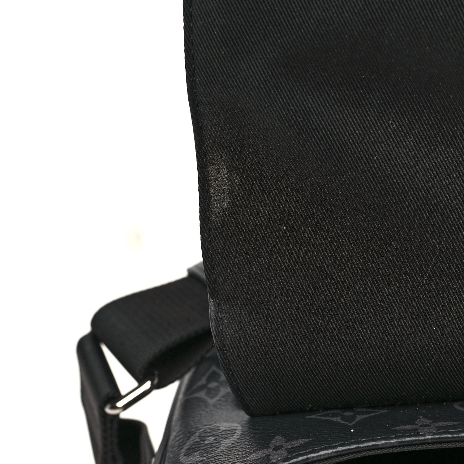 Louis Vuitton Monogram Eclipse District MM 10 of 11