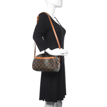Louis Vuitton Monogram Blois 2 of 14