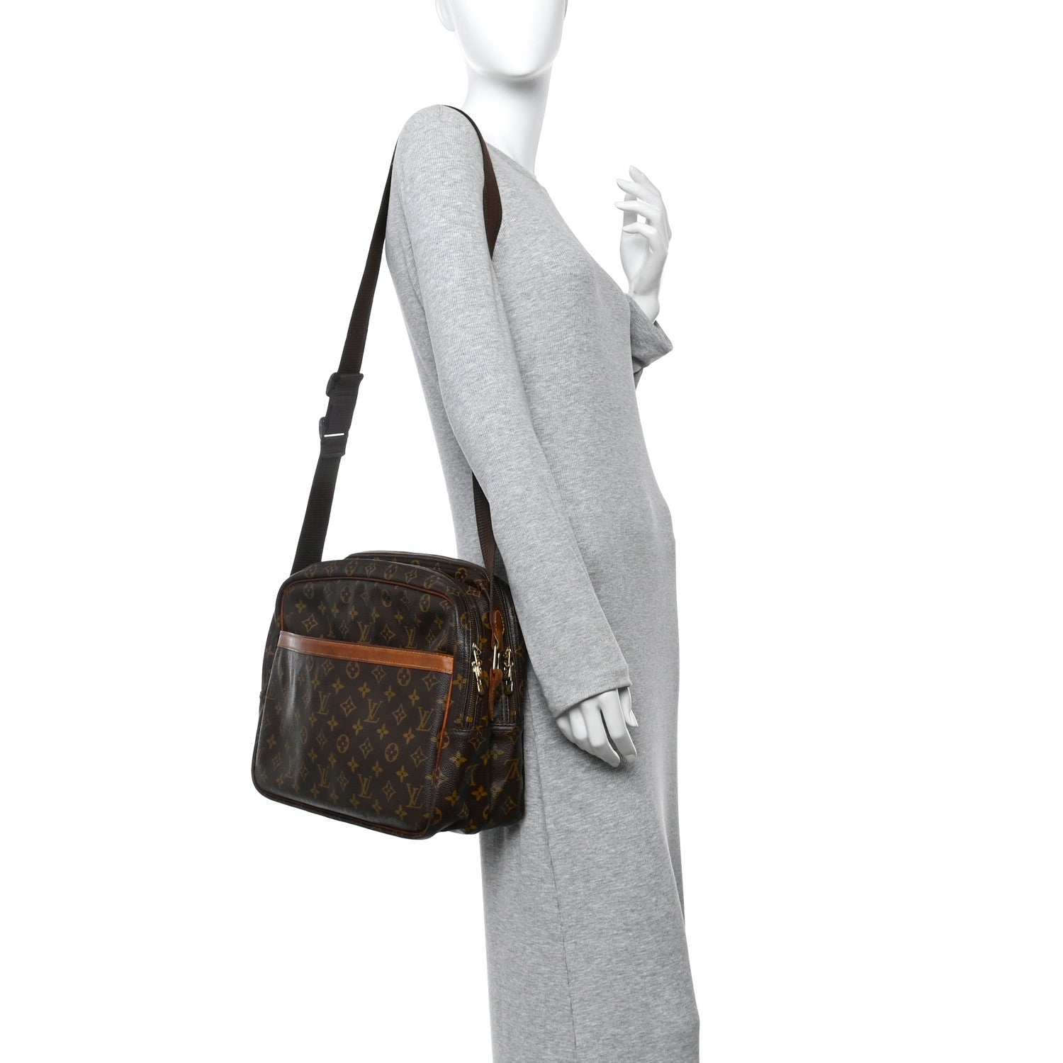 Louis Vuitton Monogram Reporter GM 2 of 11