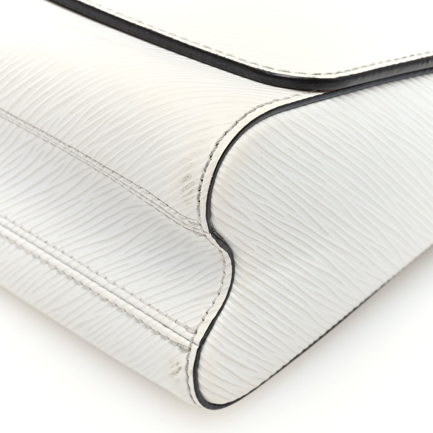 Epi Twist Shoulder Bag MM White