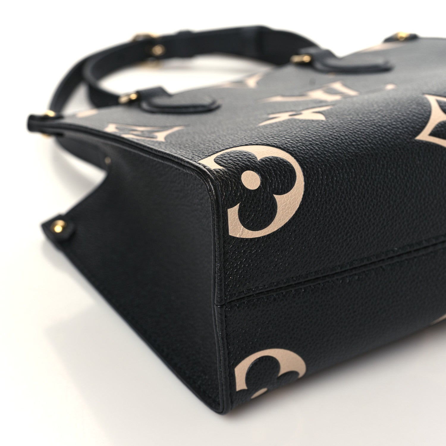 Louis Vuitton Empreinte Monogram Giant Onthego PM Black Beige 7 of 9