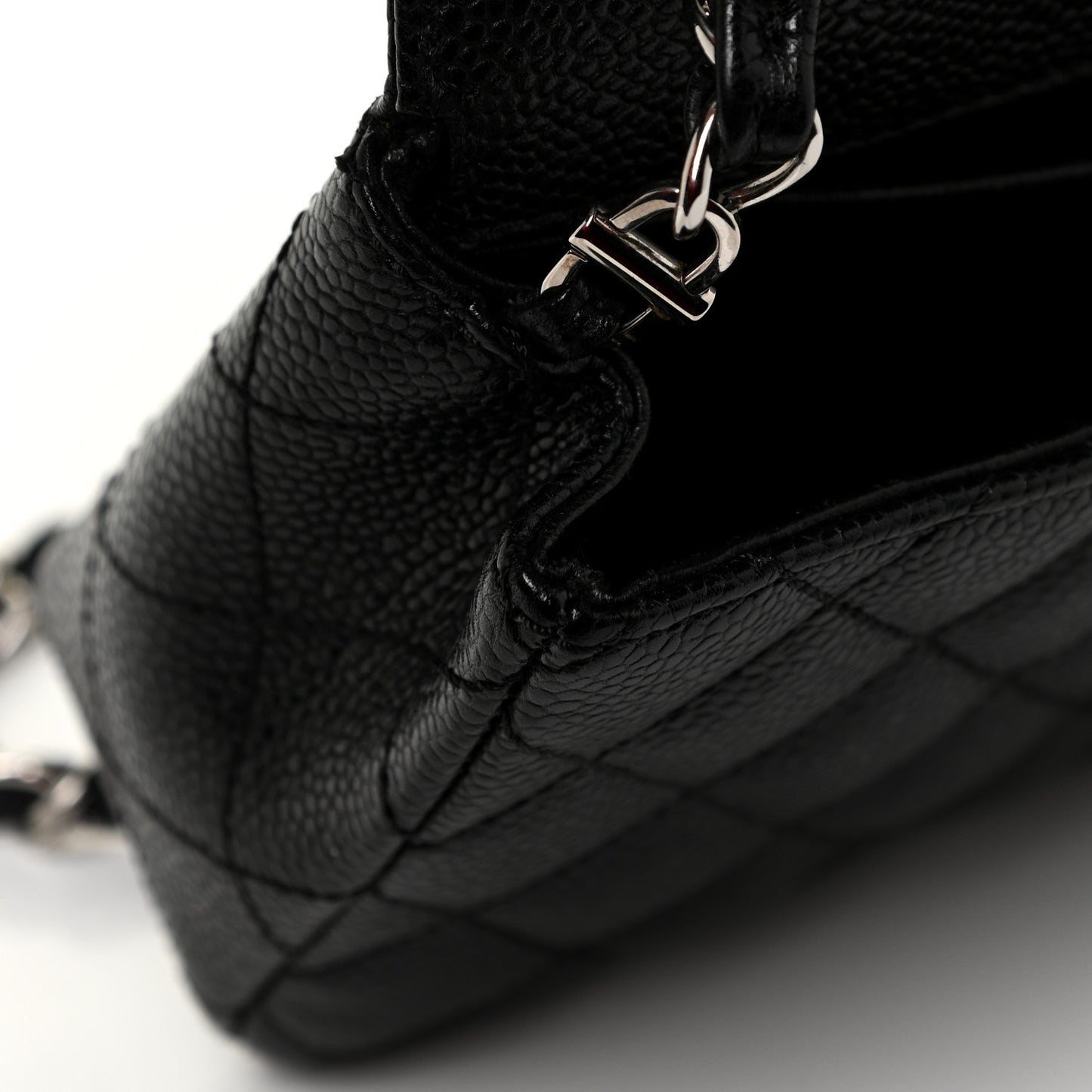 Caviar Quilted East West Flap Black