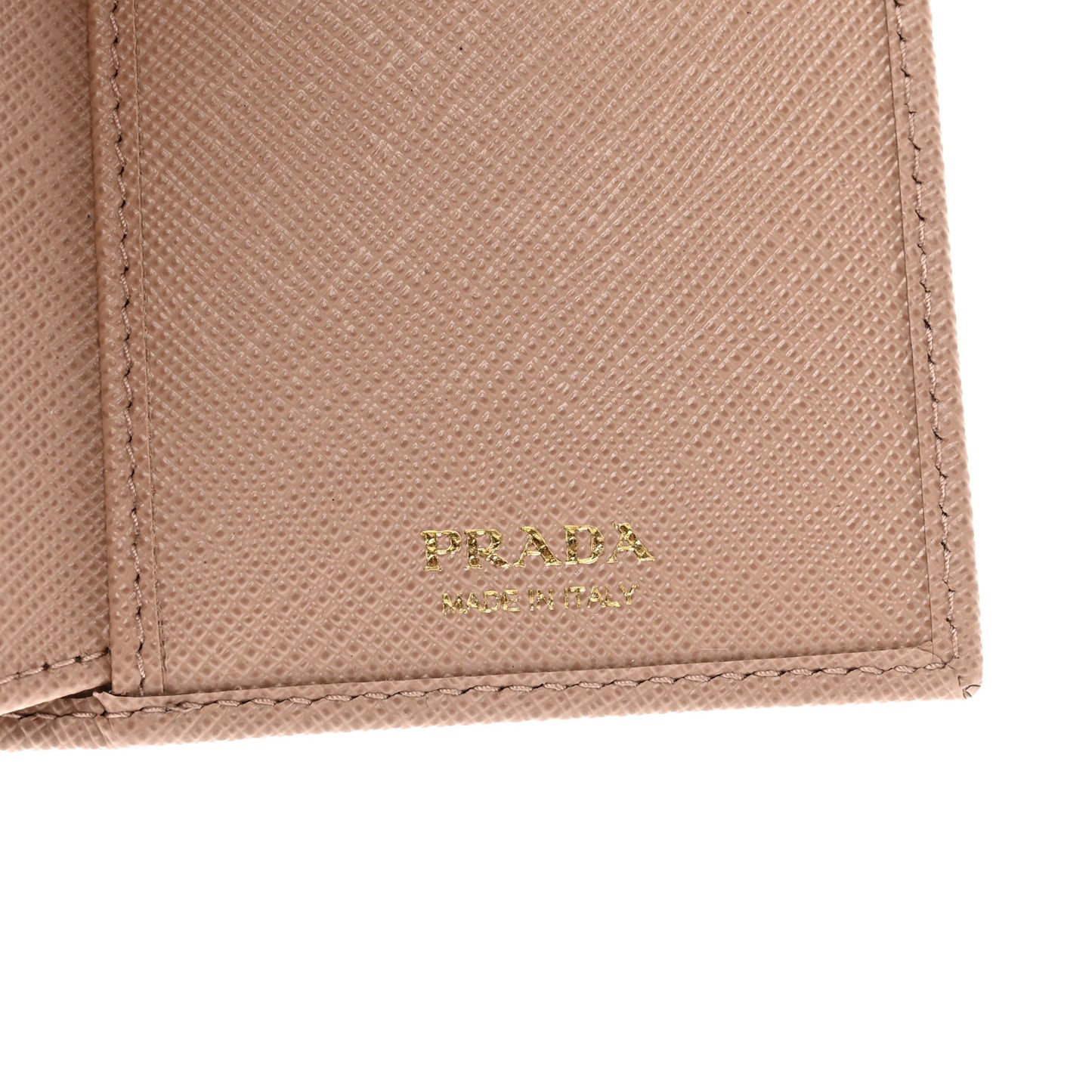 Saffiano Triangle Continental Wallet Cammeo