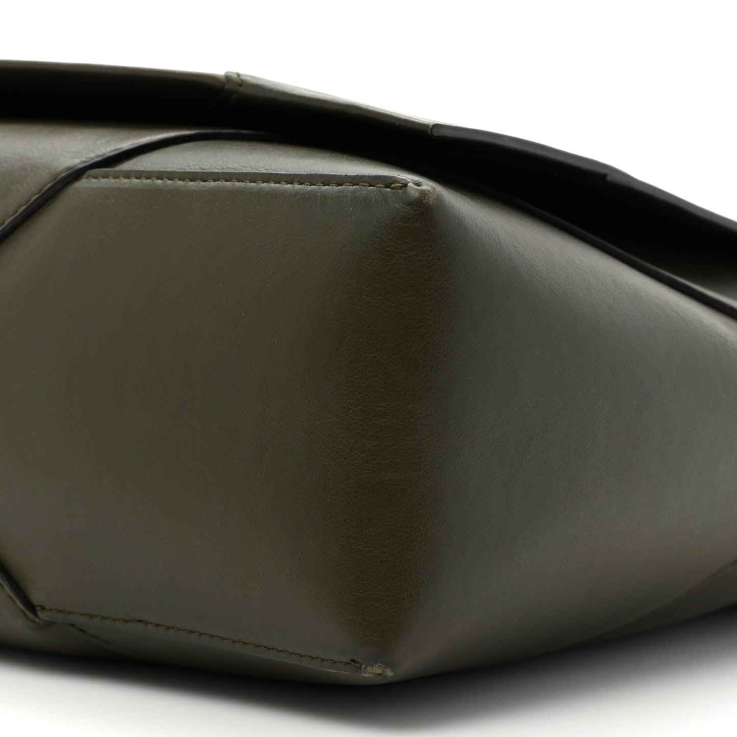 Lambskin Maxi Intrecciato Messenger Bag