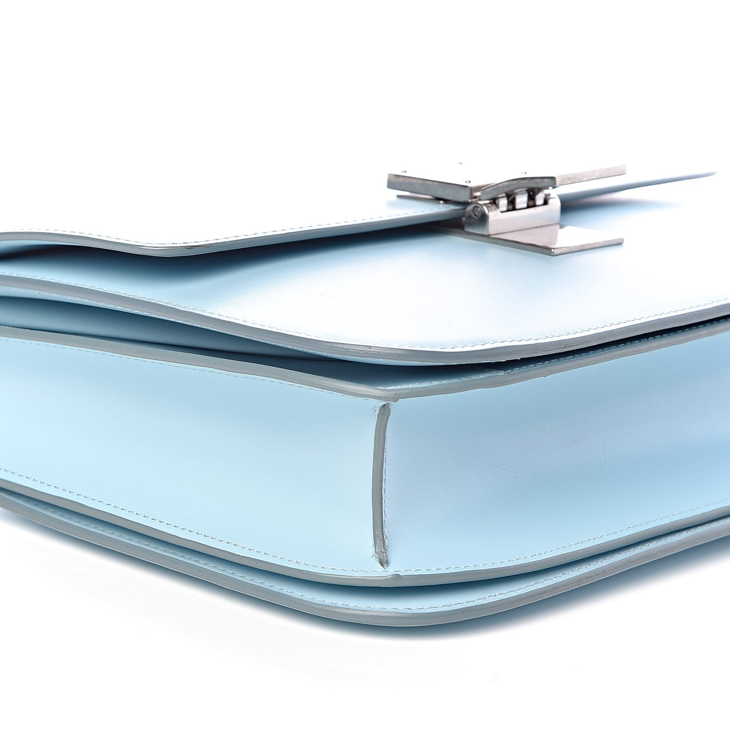 Box Calfskin Medium Classic Box Flap Bag Pool