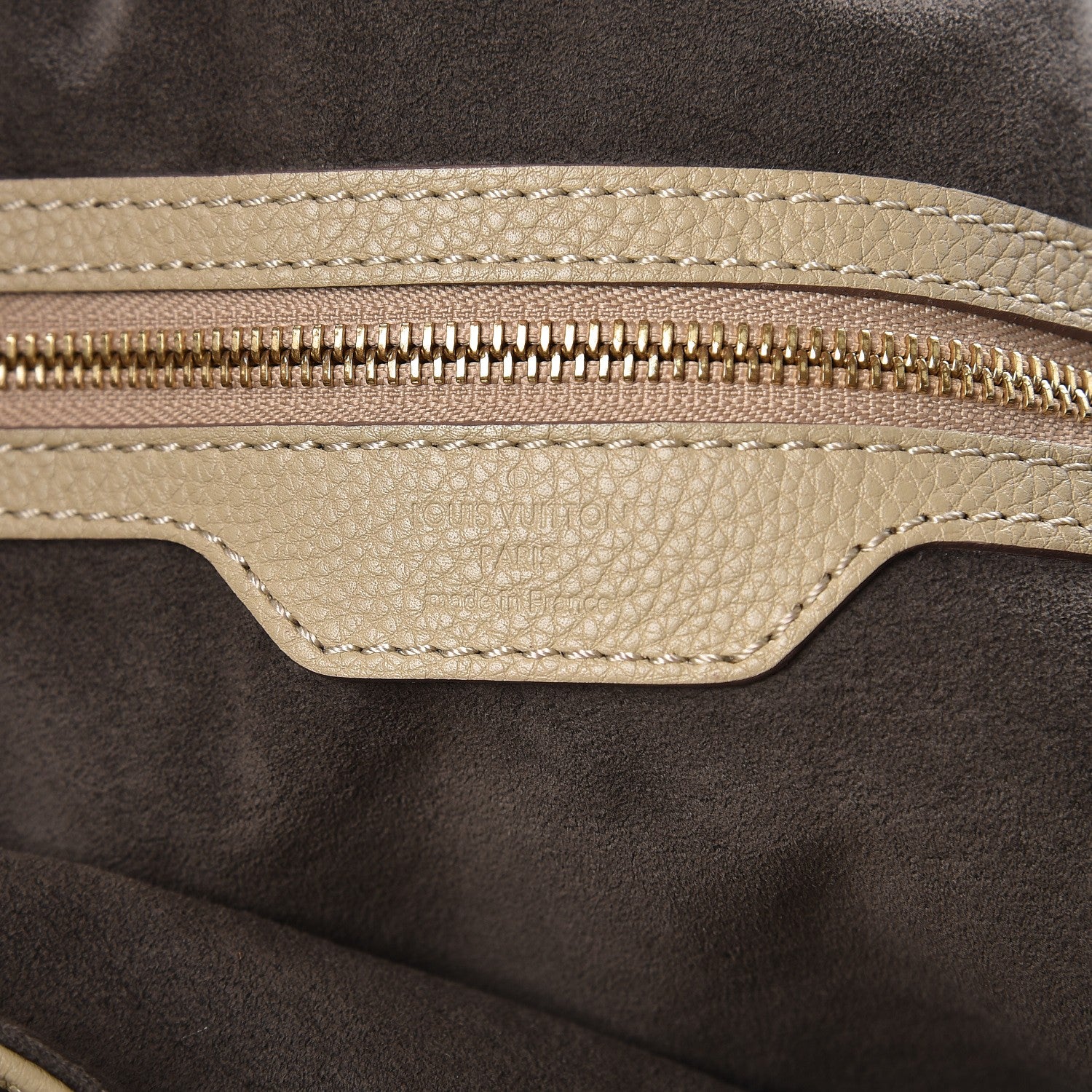Louis Vuitton Mahina L Beige Opal 6 of 7