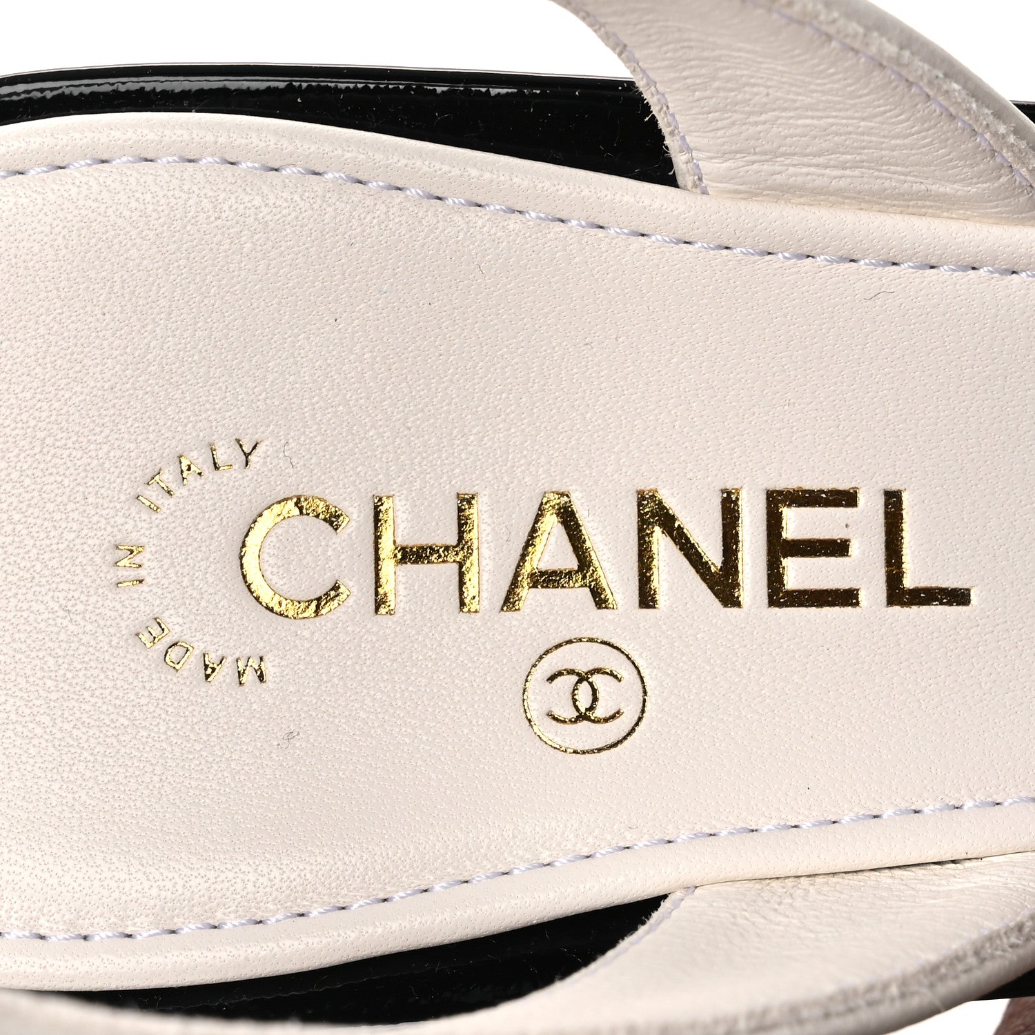 Chanel Lambskin Patent Cap Toe CC Apple Slingback Pumps 39 White Black 9 of 11