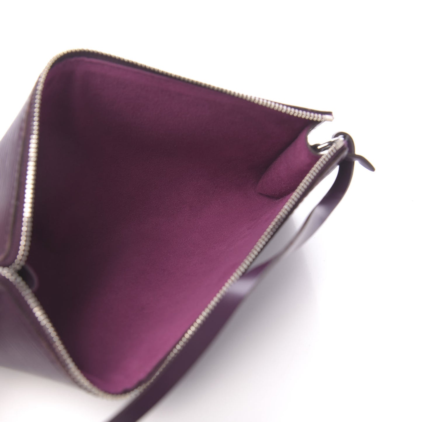 Epi Pochette Accessories 24 Cassis