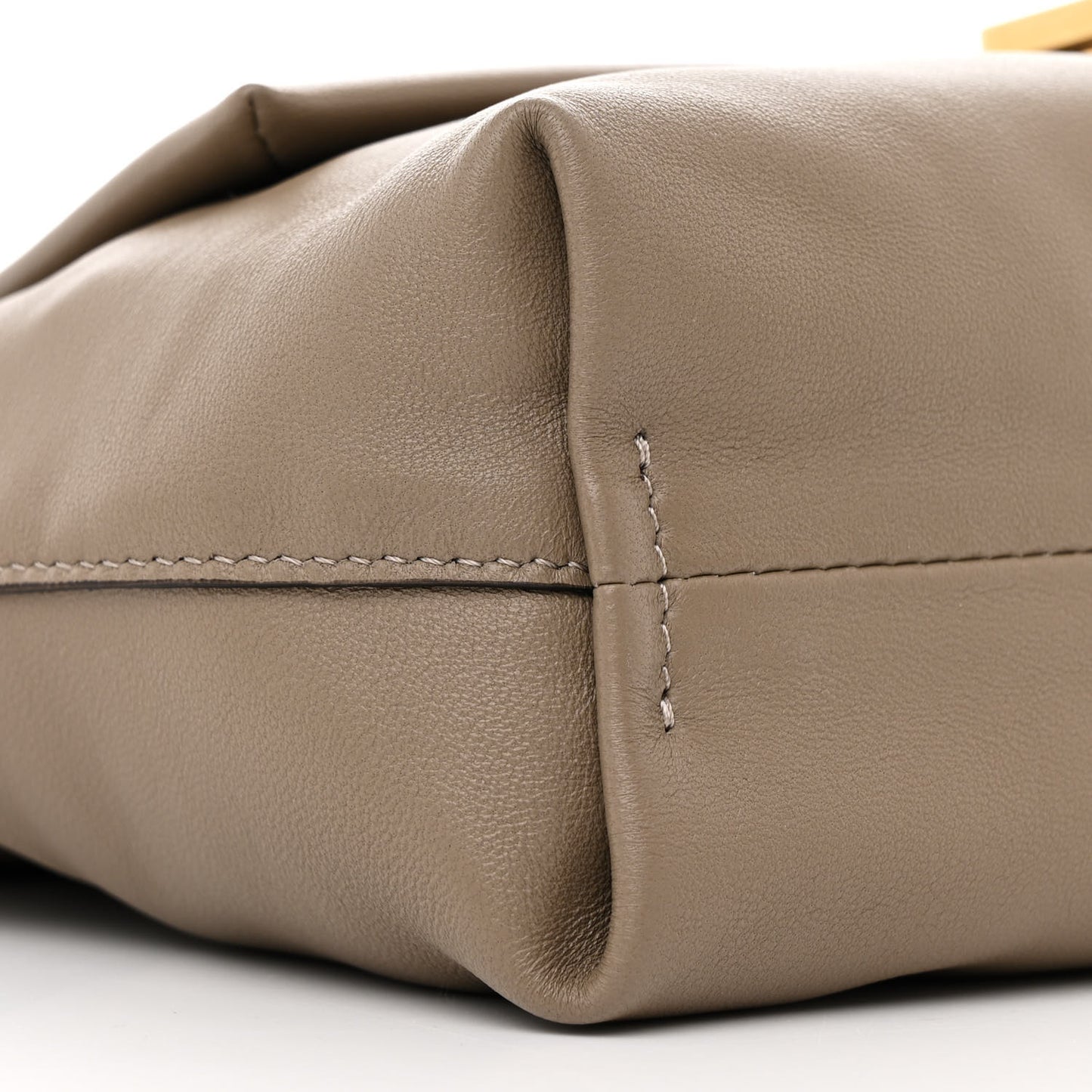Nappa Medium Mamma Baguette Dove Gray