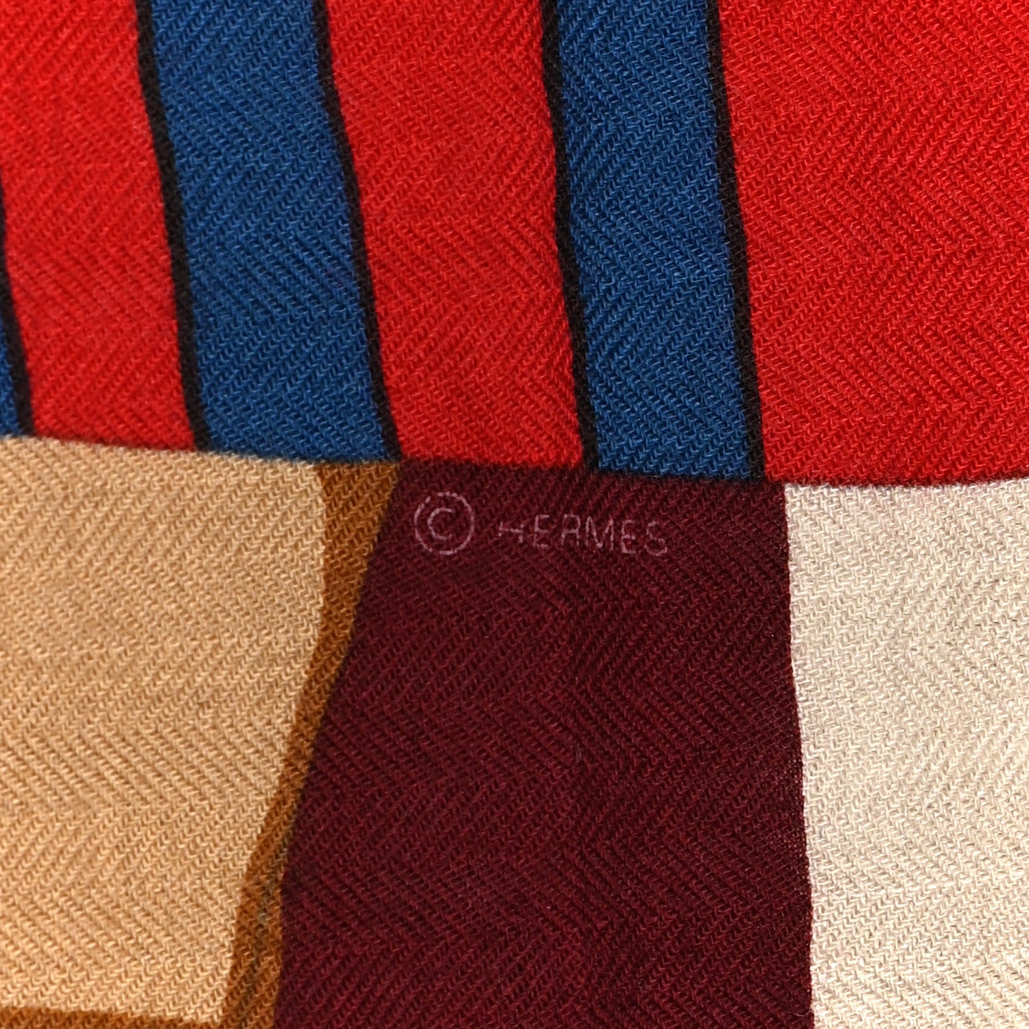 Hermes Cashmere Cheval A La Couverture Shawl 140 Naturel Rouge Bleu 3 of 5