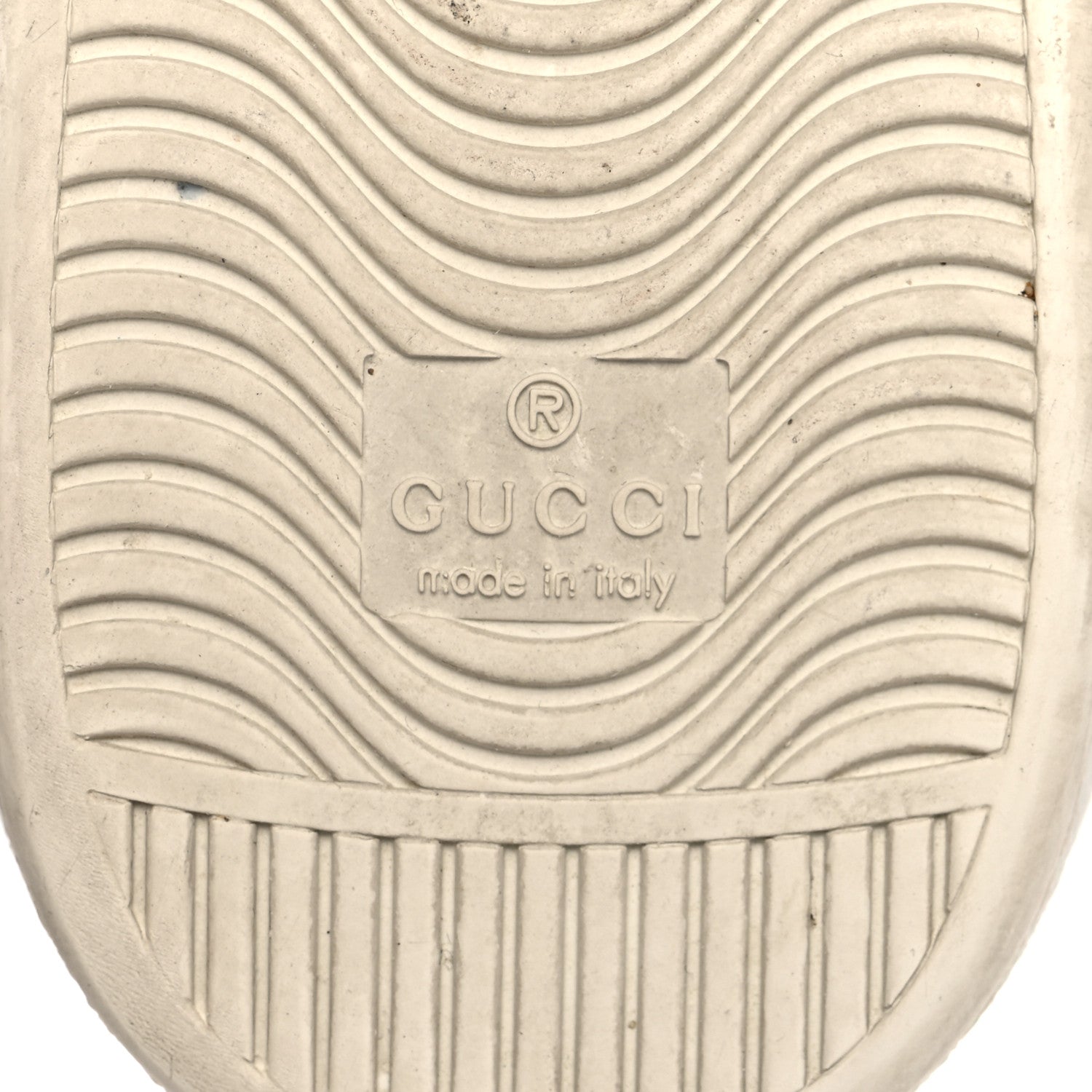 Gucci Miro Soft Calfskin Laminated Ayers Web Bee Embroidered Mens Ace Sneakers 9 White Red Flame Green 8 of 12