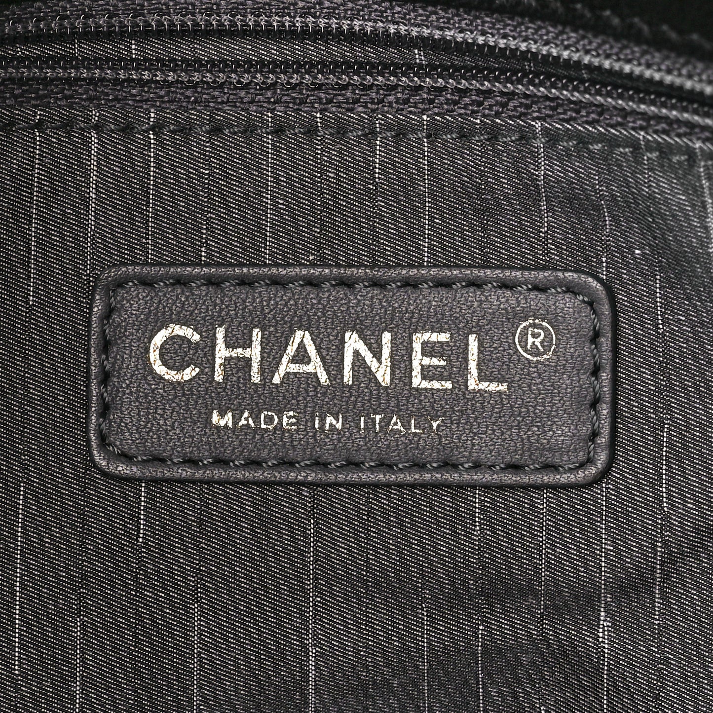 Lambskin Quilted Medium Westminster Pearl Flap Black