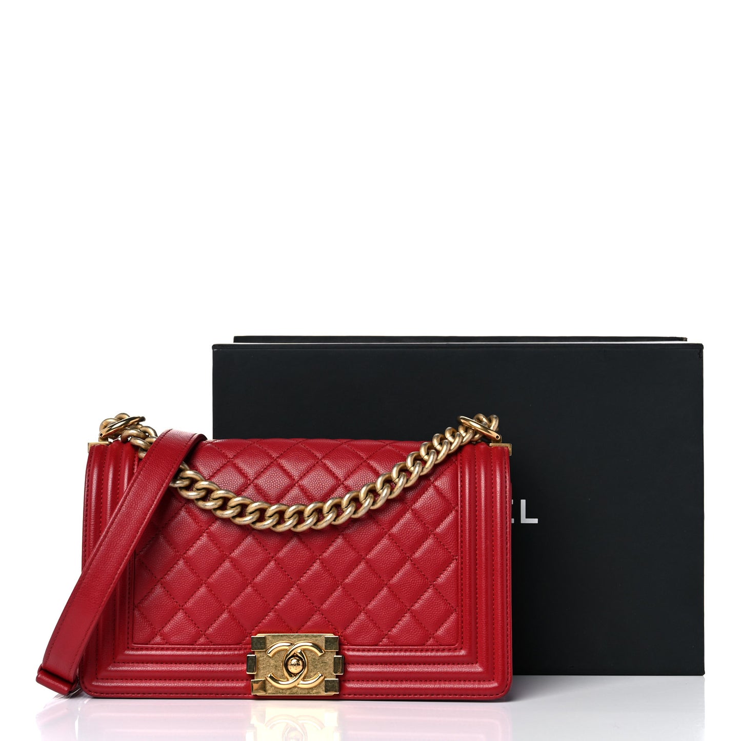 Caviar Quilted Medium Boy Flap Red