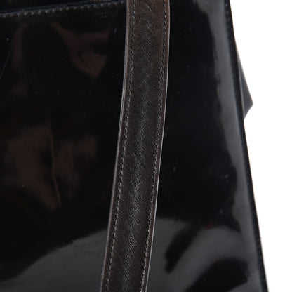 Chanel Patent Logo Tote Black 22 of 24