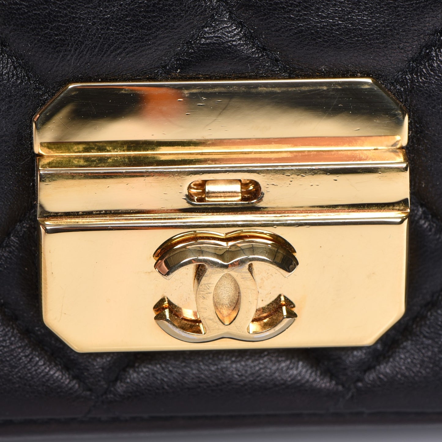 Lambskin Mini Chic With Me Flap Black