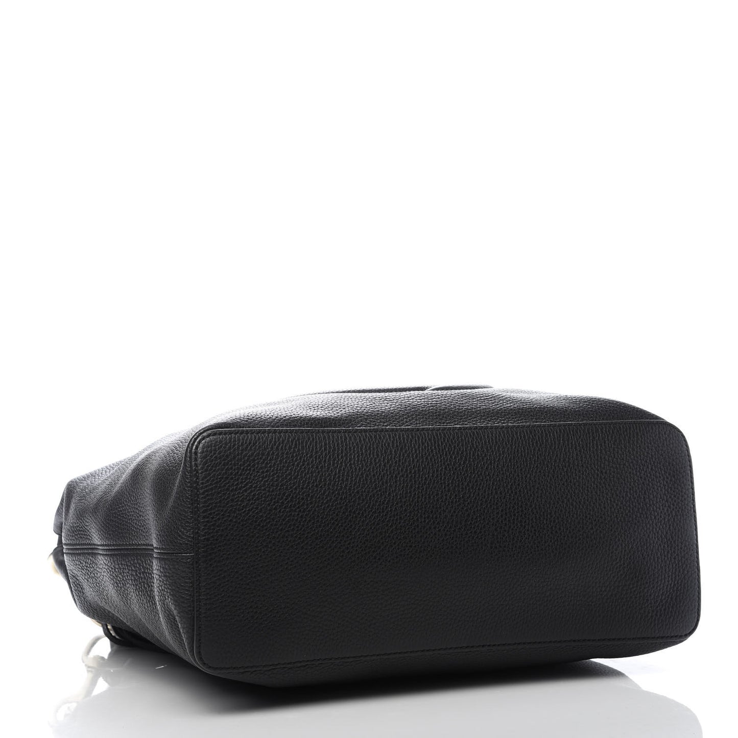 Pebbled Calfskin Large Soho Hobo Black