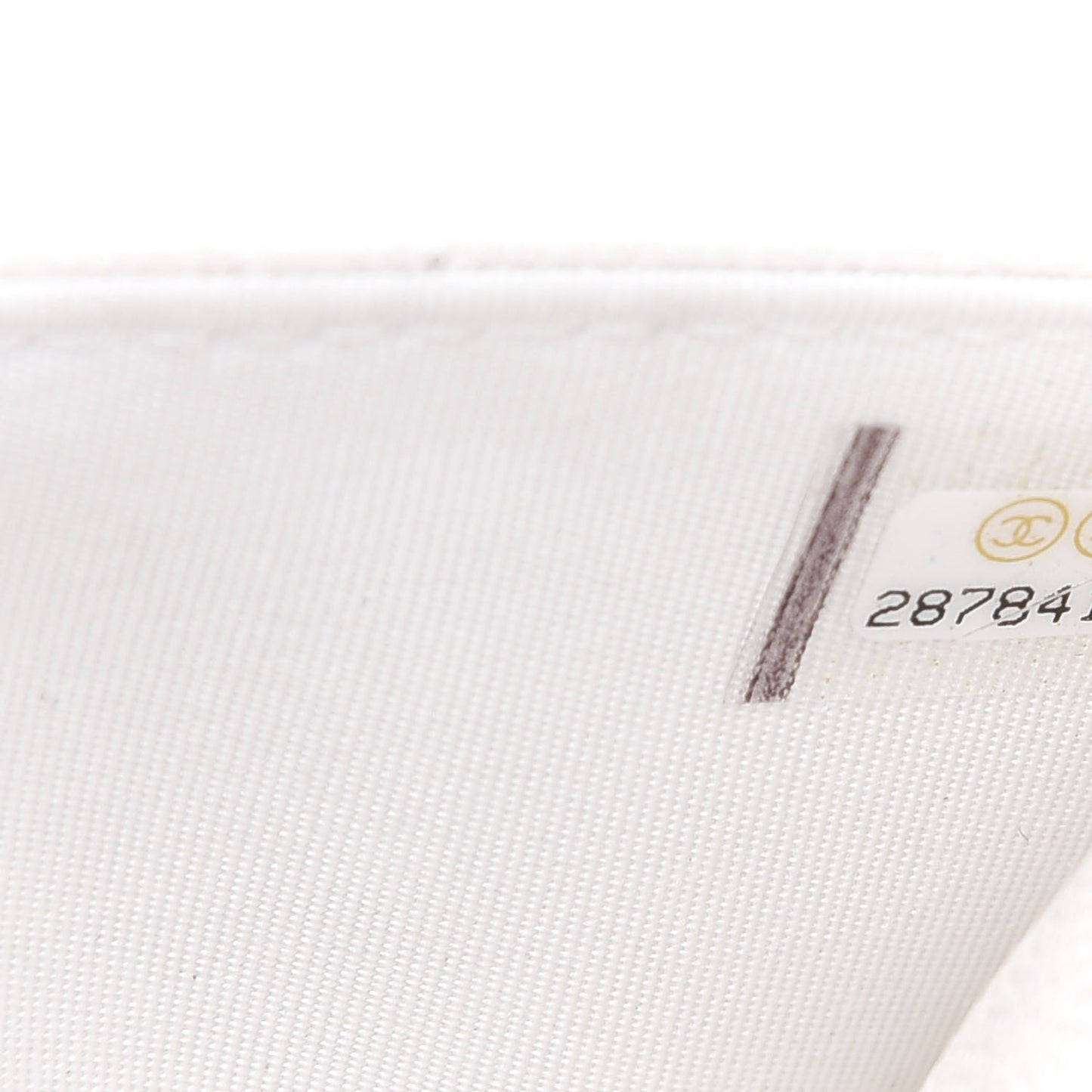 Iridescent Caviar Quilted Golden Class Wallet On Chain WOC White