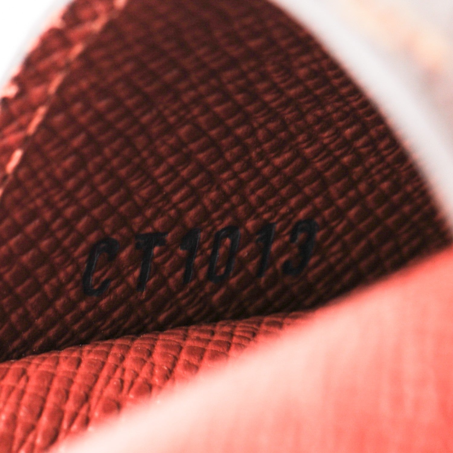 Louis Vuitton Monogram Ludlow Wallet 7 of 7