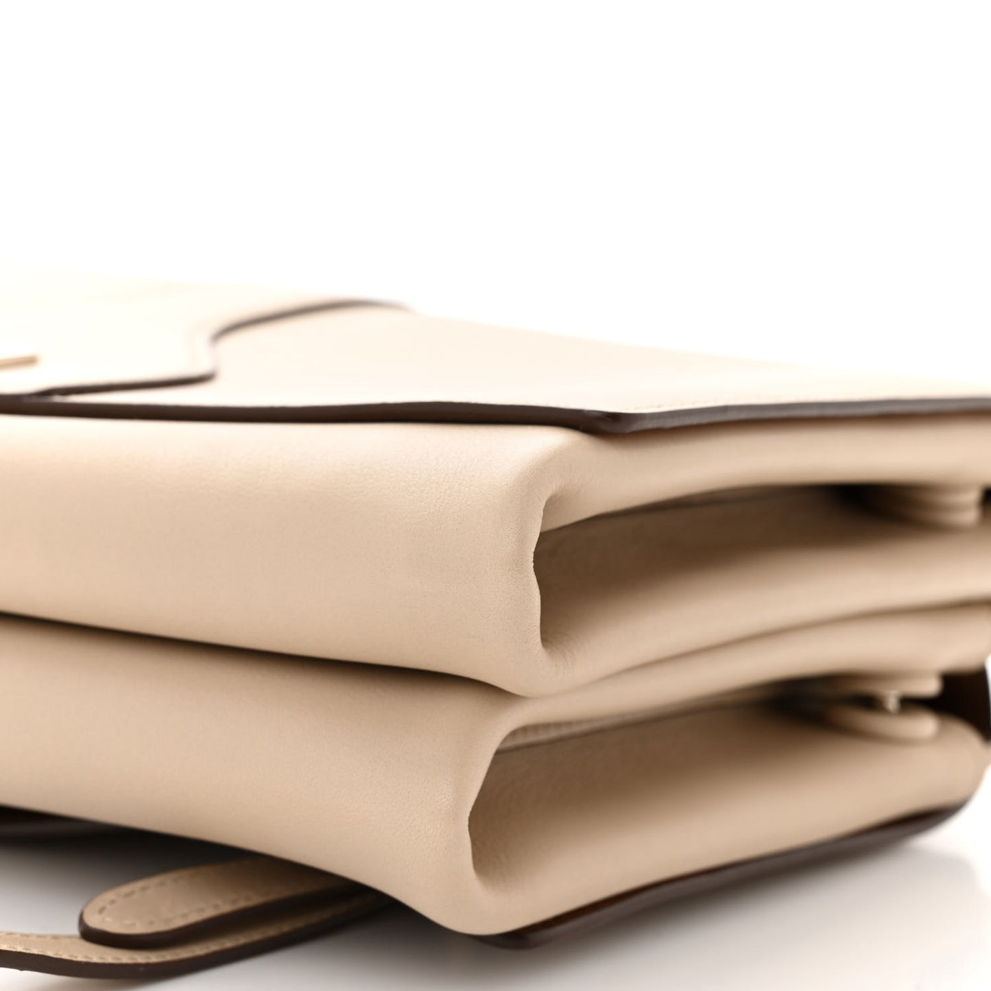 Vitello Soft Chain Shoulder Bag Cipria