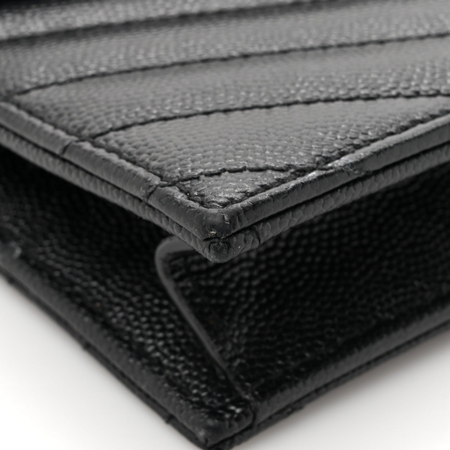 Grain De Poudre Matelasse Chevron Monogram Monochrome Envelope Chain Wallet Black