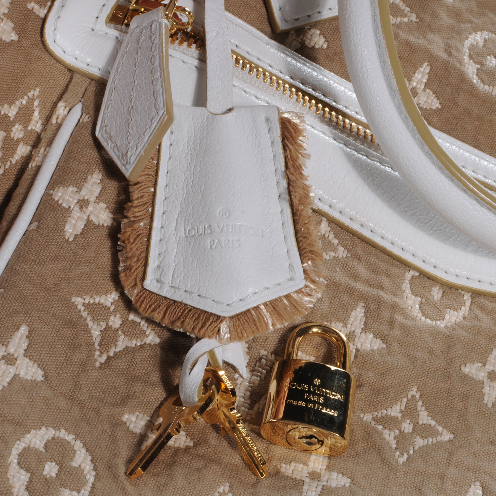 Louis Vuitton Monogram Sabbia Cabas MM White 6 of 9