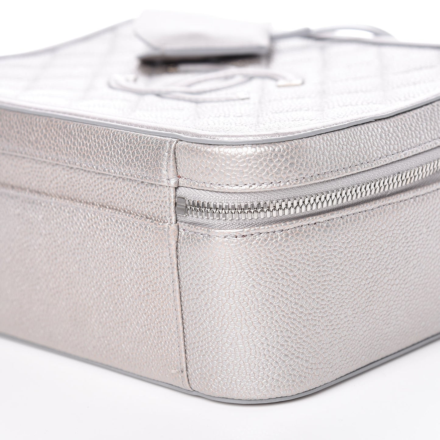 Metallic Caviar Quilted Large CC Filigree Vanity Case Silver