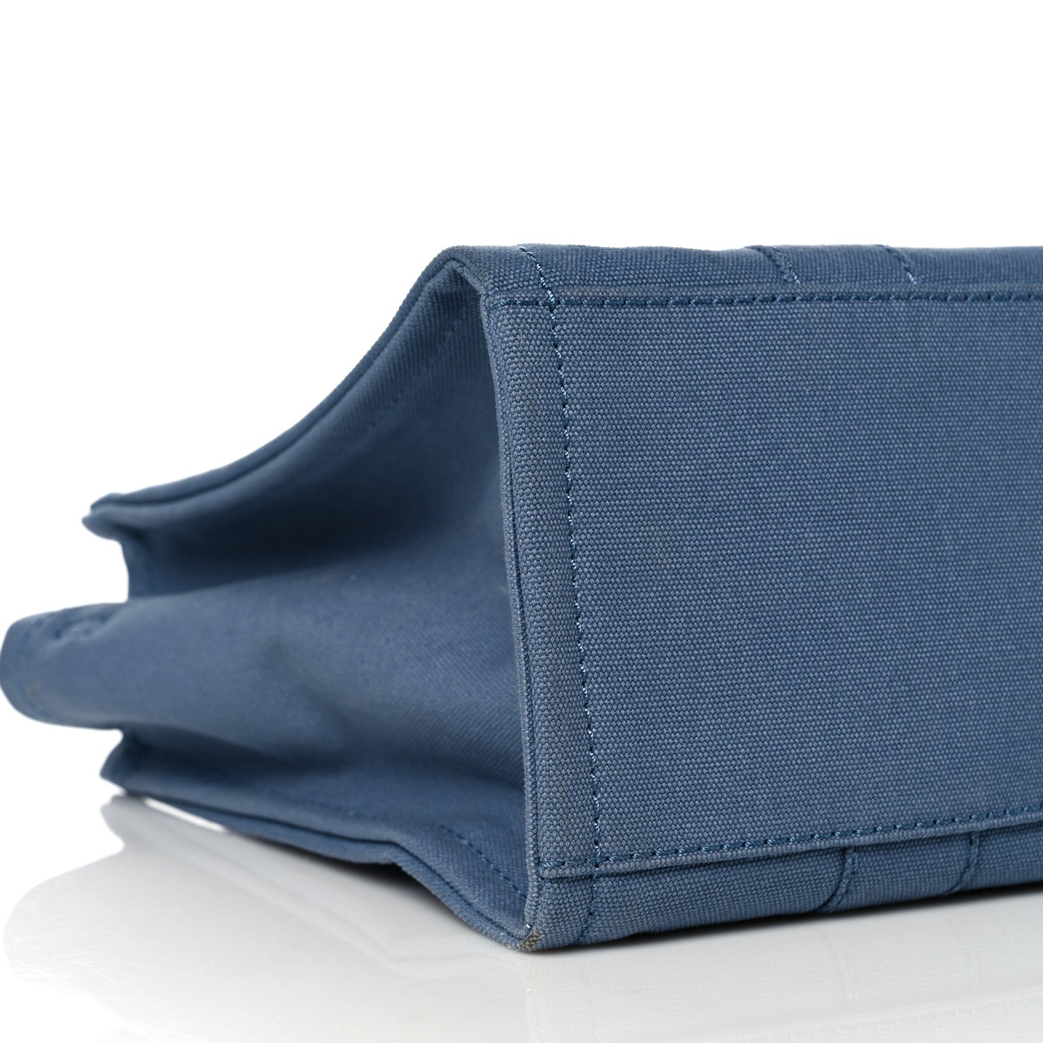 Marc Jacobs Cotton Canvas The Traveler Tote Bag Blue Shadow 9 of 10