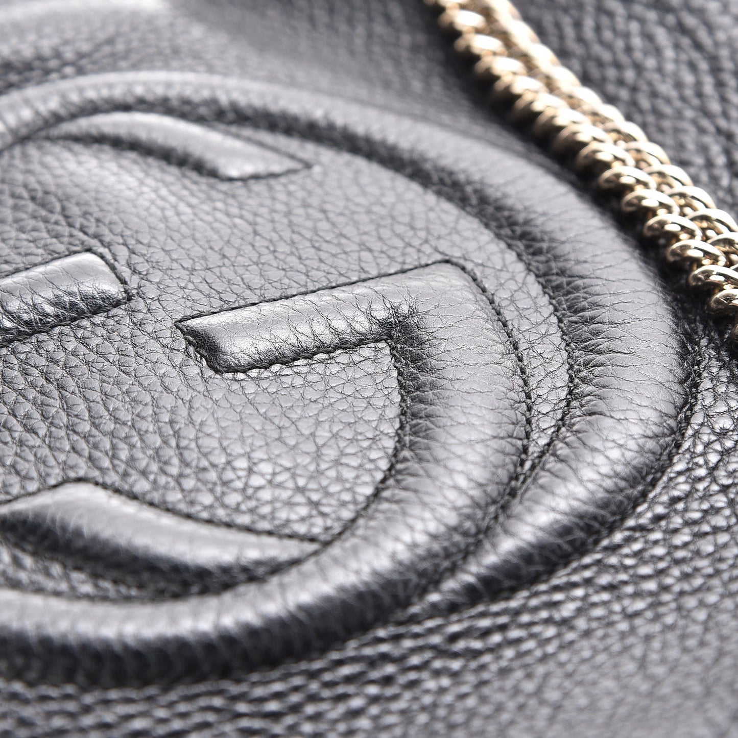 Pebbled Calfskin Medium Soho Chain Shoulder Bag Black