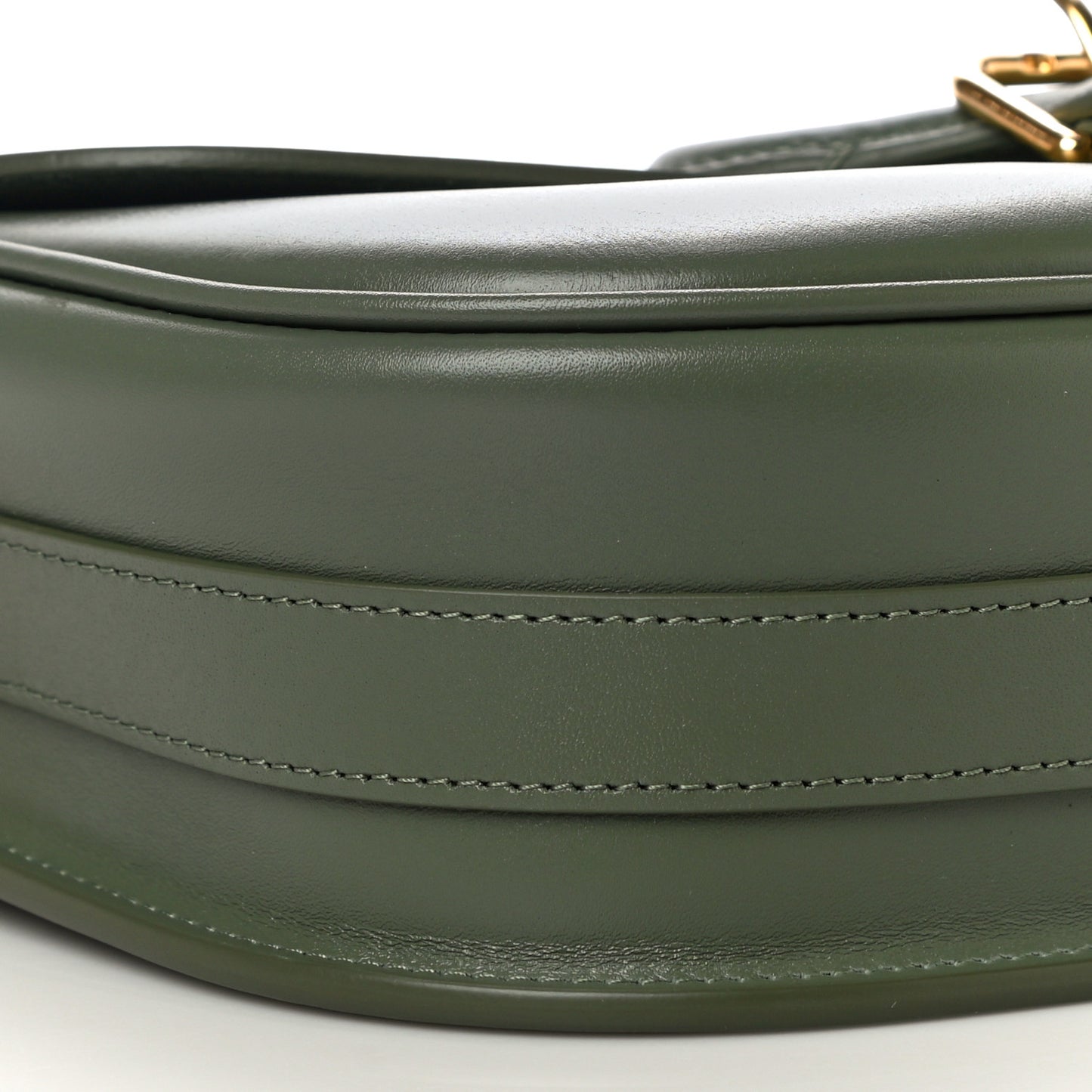 Box Calfskin Medium Bobby Flap Cedar