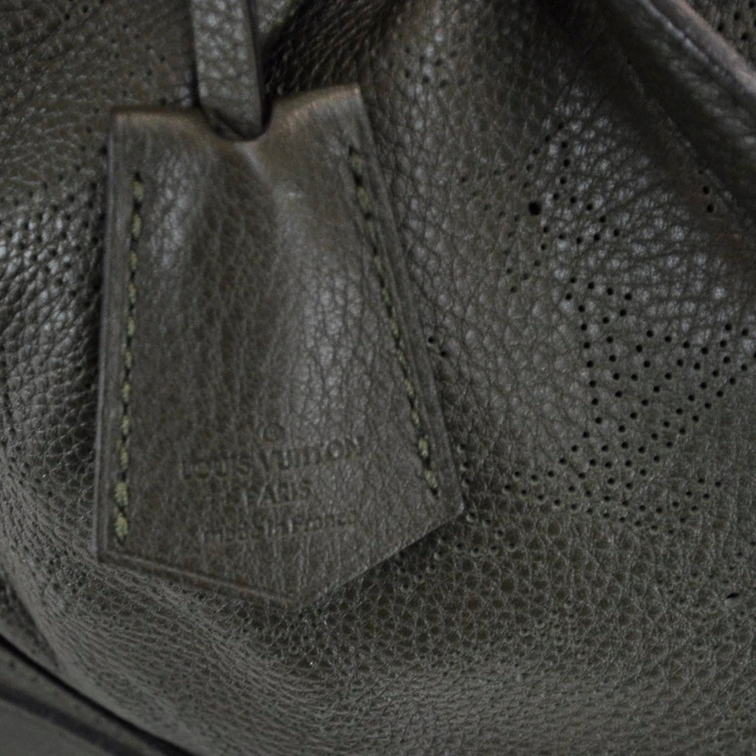 Louis Vuitton Mahina Stellar PM Emeraude 8 of 13