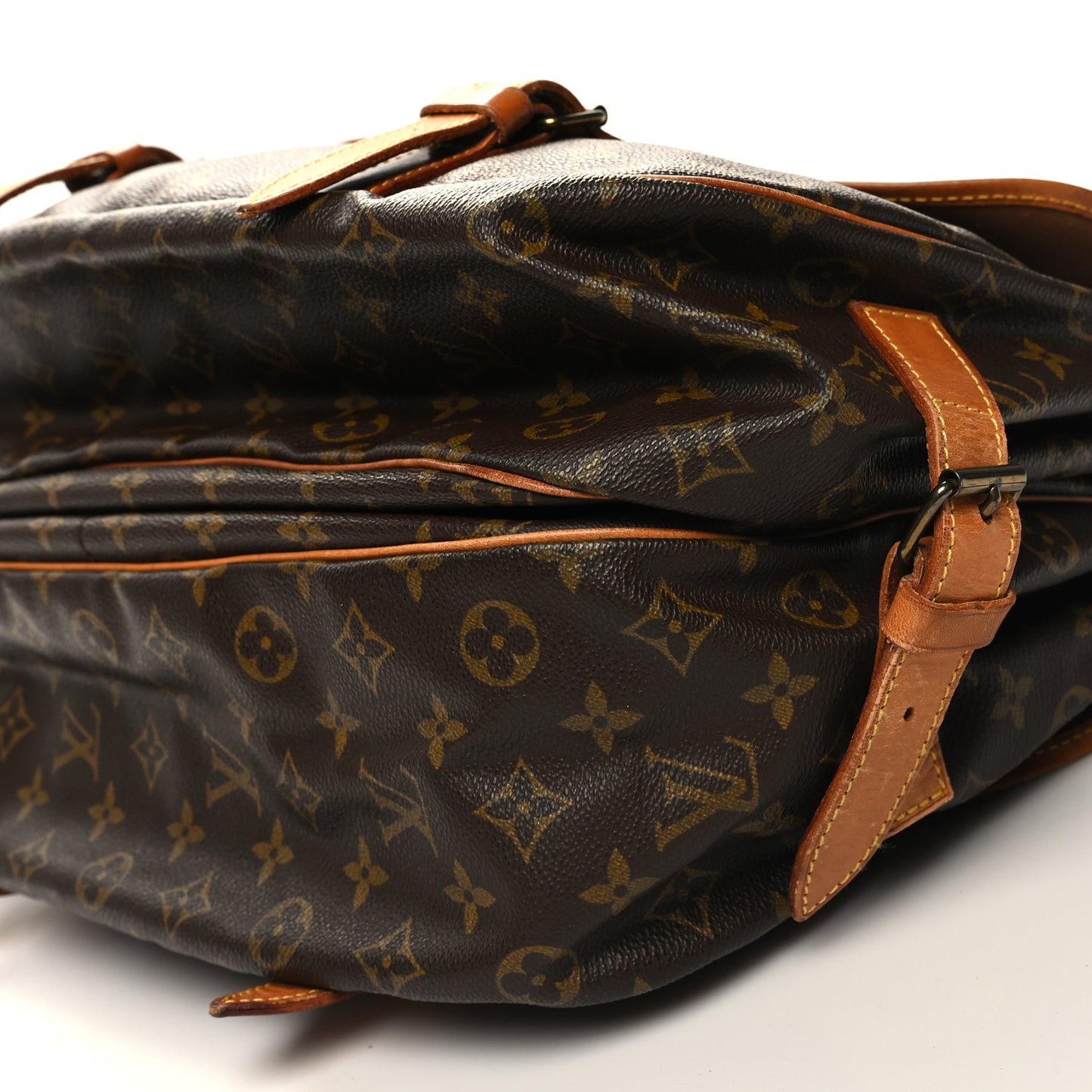 Monogram Saumur 43