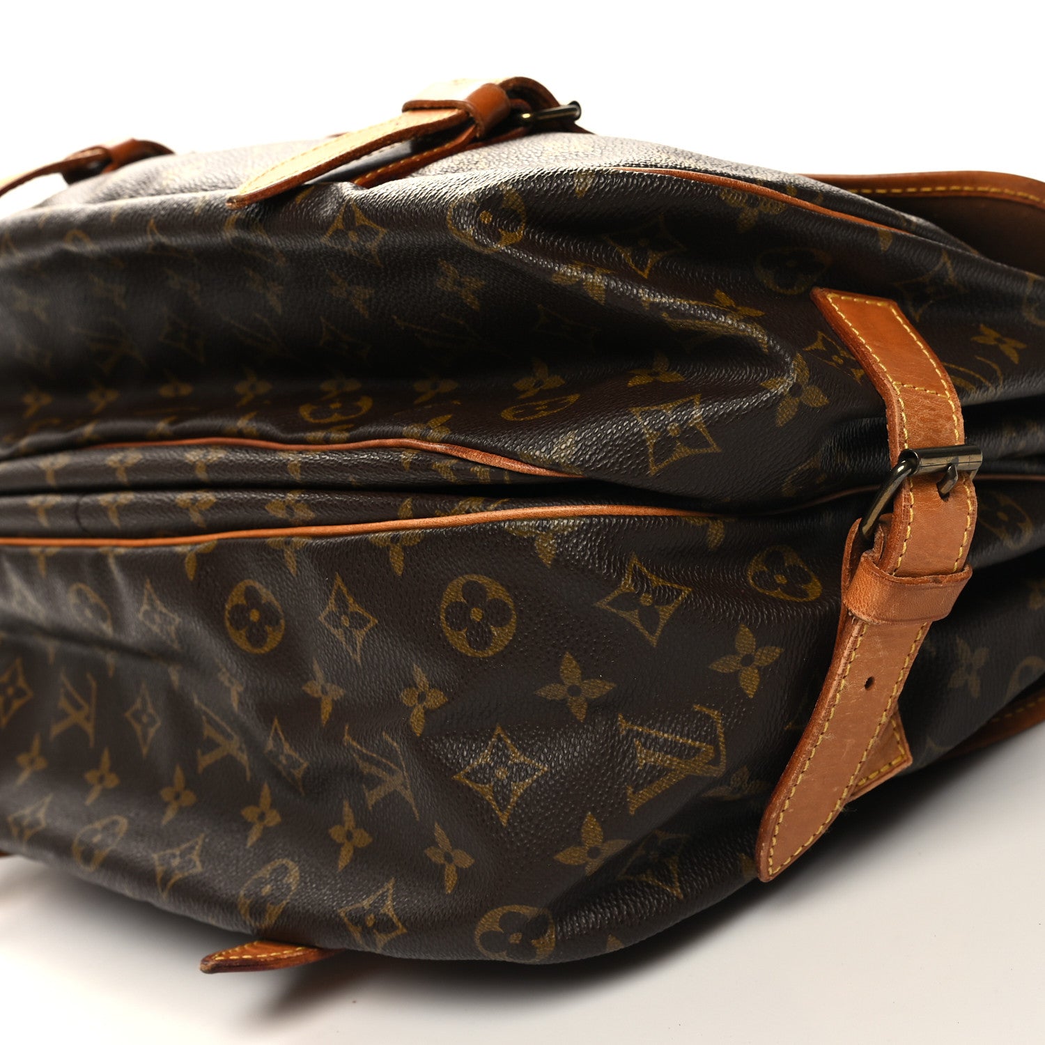 Louis Vuitton Monogram Saumur 43 10 of 17