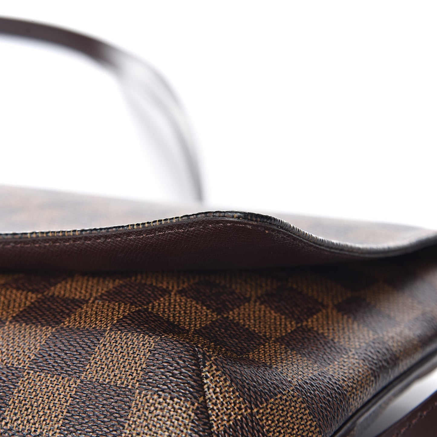 Damier Ebene Musette Tango