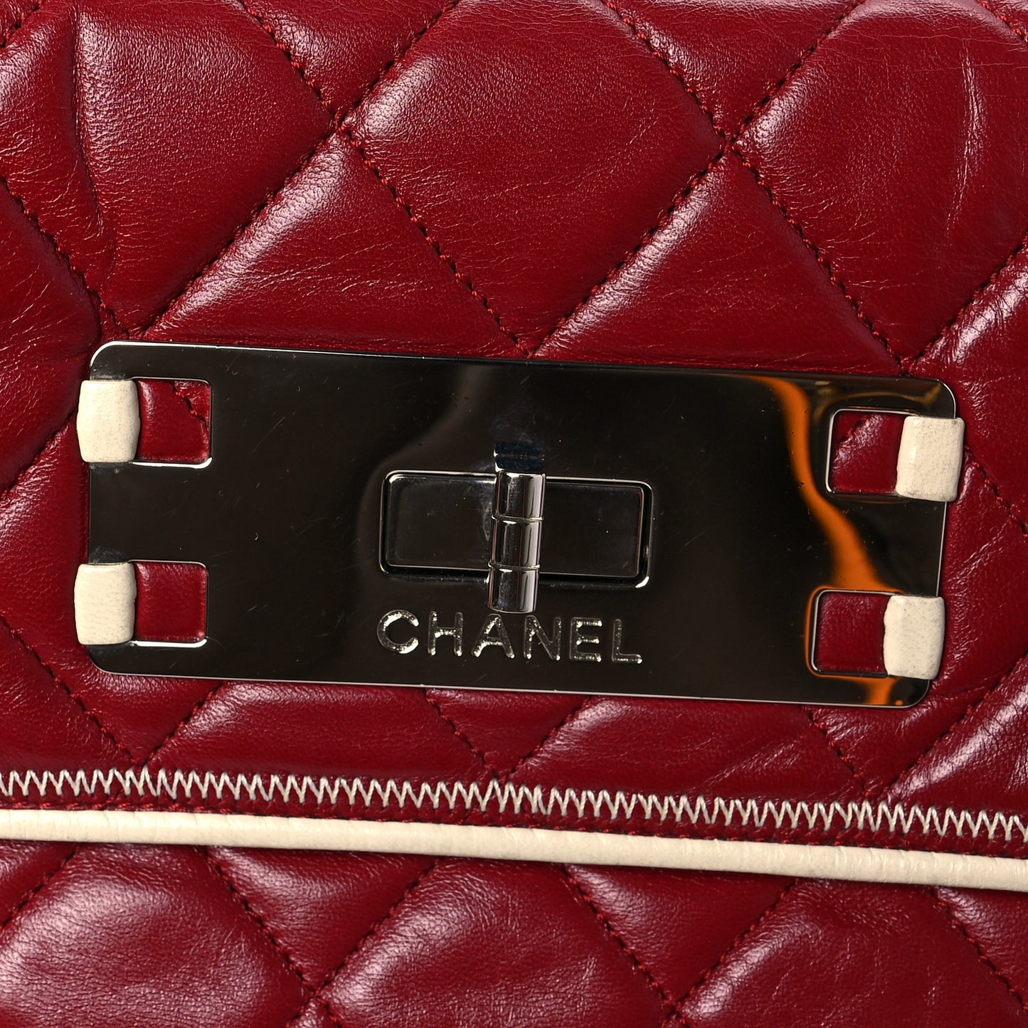 Lambskin East West Mademoiselle Flap Red