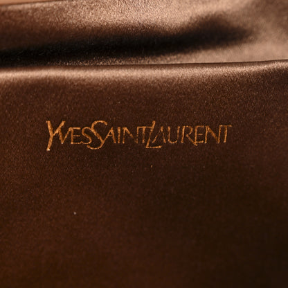 Saint Laurent Textured Patent Calfskin Monogram Large Belle De Jour Clutch Beige 6 of 9