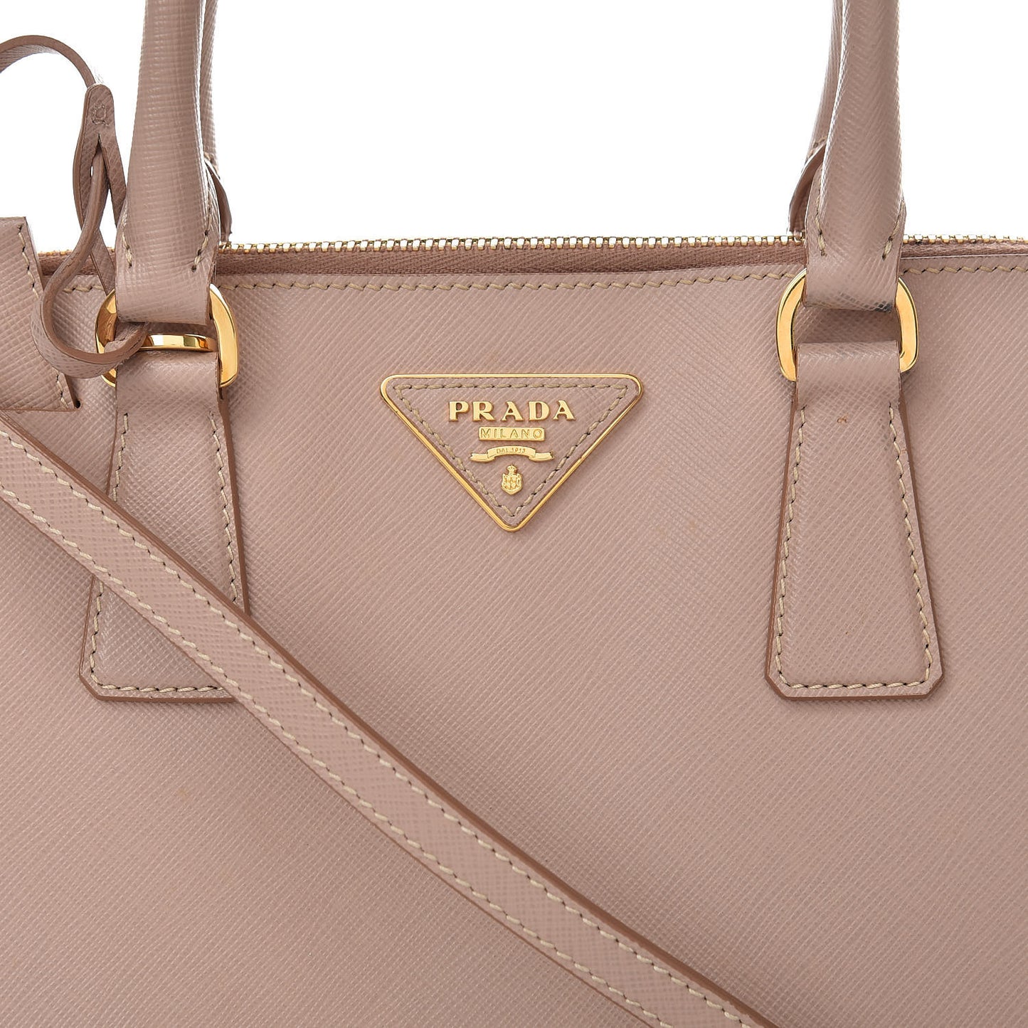 Saffiano Lux Medium Promenade Tote Cammeo