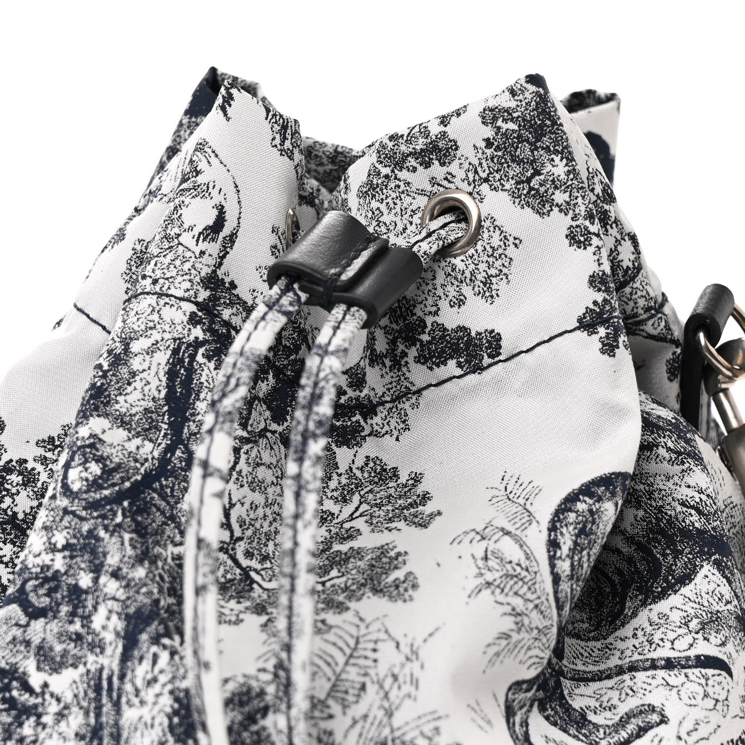 Christian Dior Technical Fabric Embroidered Toile De Jouy Sauvage DiorTravel Pouch Blue 8 of 11