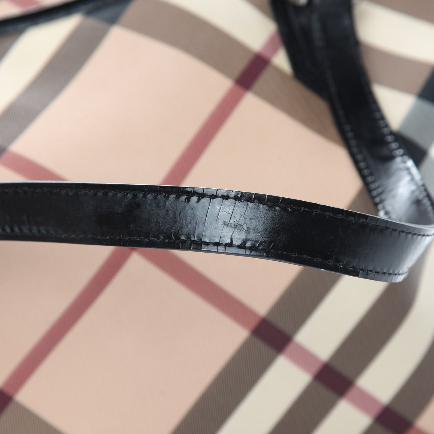 Nova Check Small Nickie Tote Black