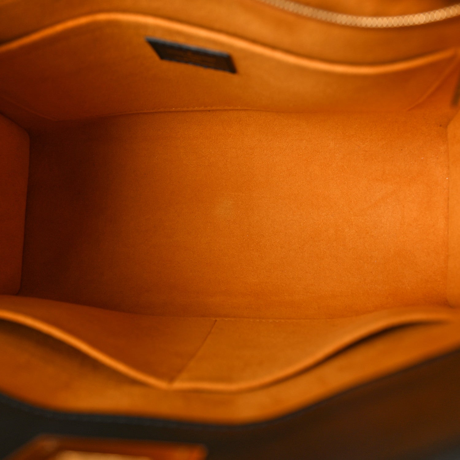 Louis Vuitton Calfskin Monogram Tufting On My Side Black 5 of 8