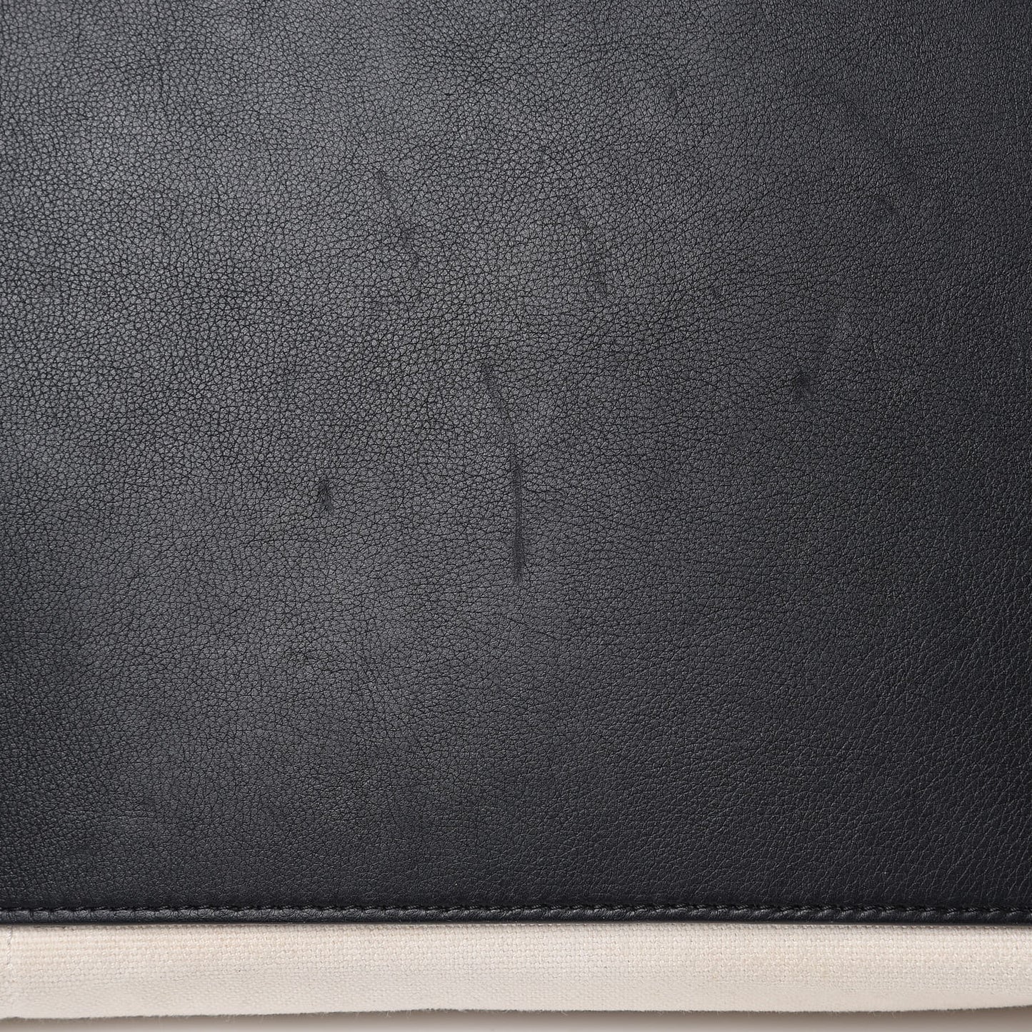 Washed Canvas Medium Phantom Luggage White