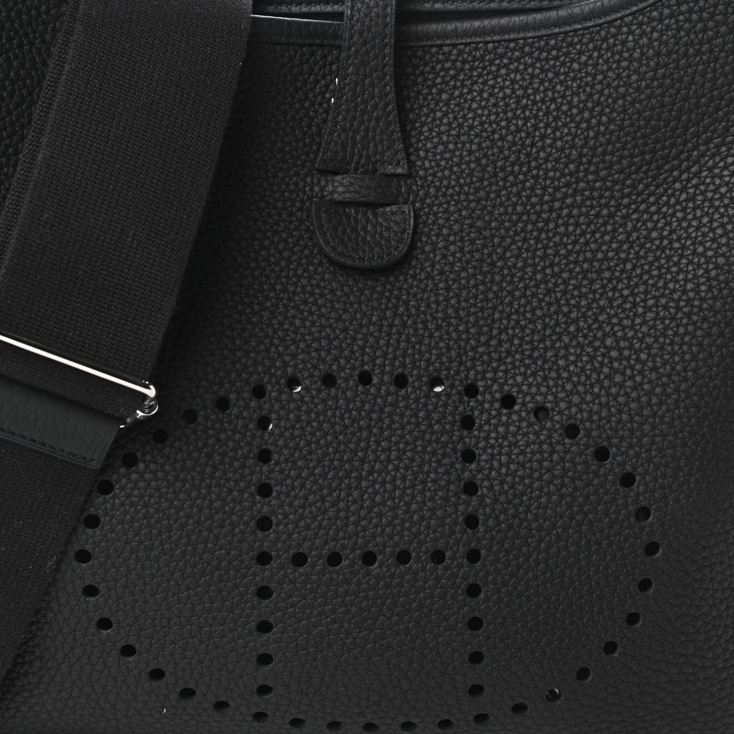 Taurillon Clemence Evelyne III PM Black
