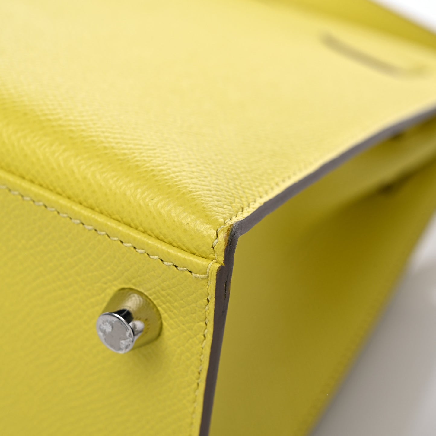 Epsom Kelly Sellier 25 Lime