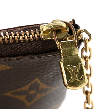 Louis Vuitton Monogram Key Pouch 8 of 9