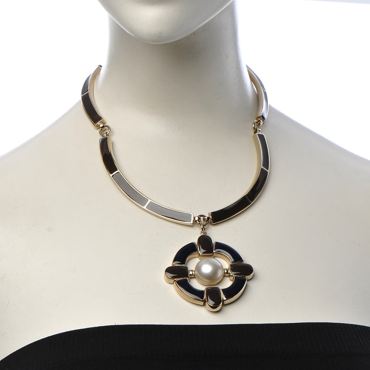 Chanel Gripoix Poured Glass Pearl Choker Necklace Gold 2 of 6