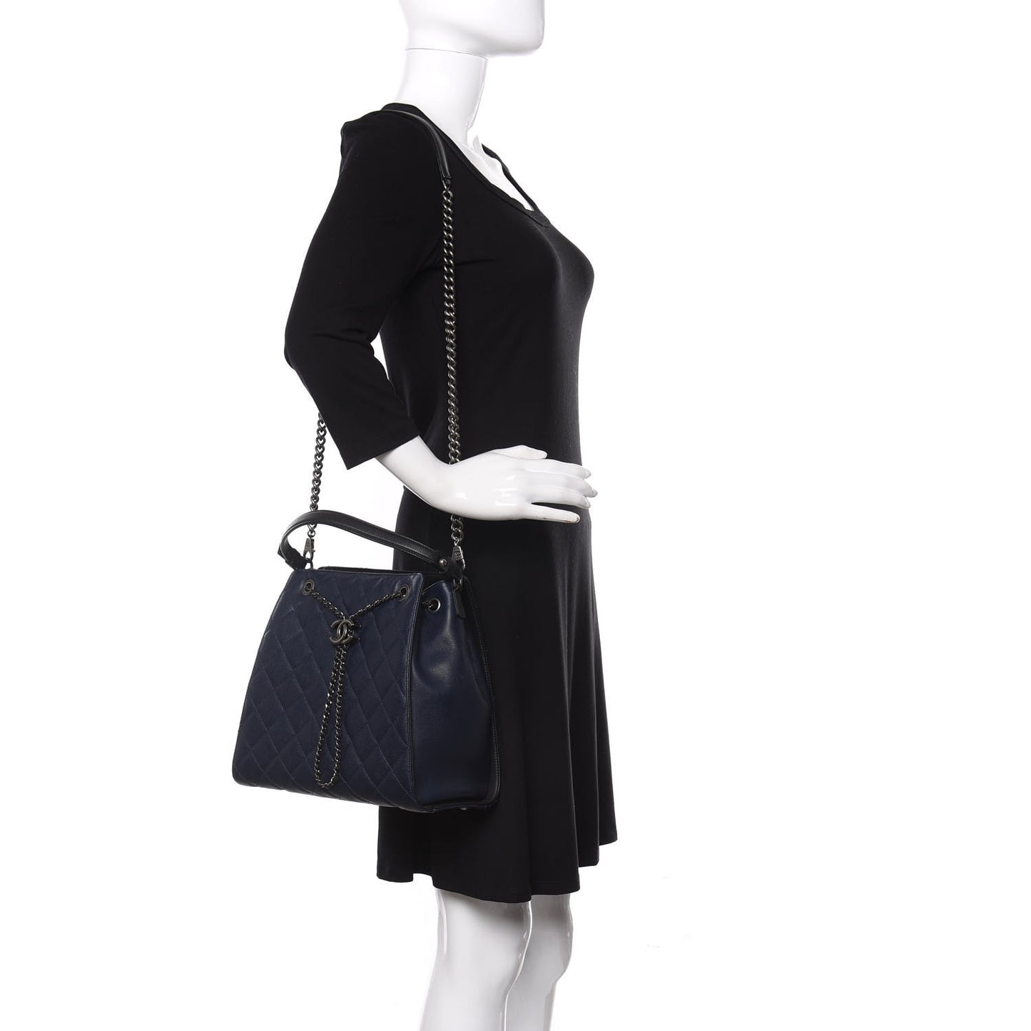 Caviar Quilted Medium CC Bucket Bag Dark Blue