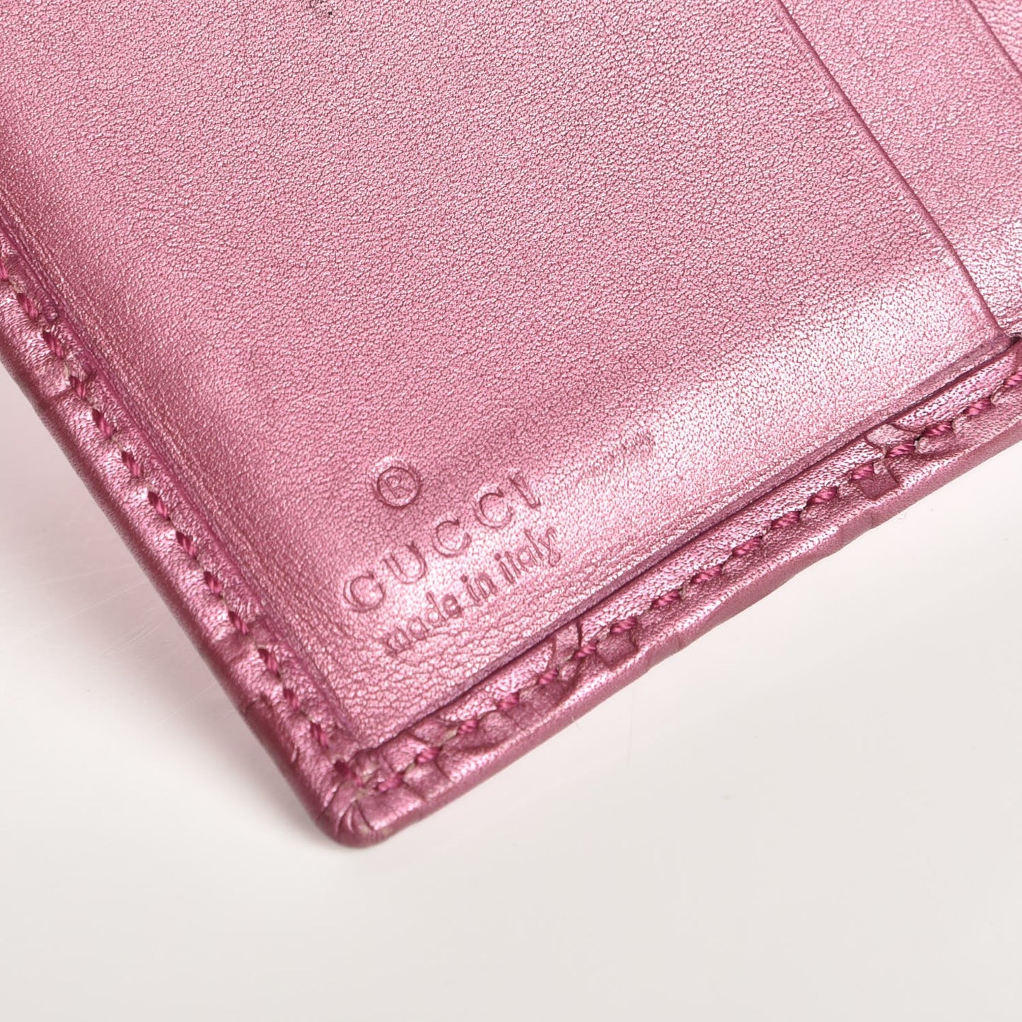 Metallic Soft Guccissima Heart Travel Wallet Fresia Rose