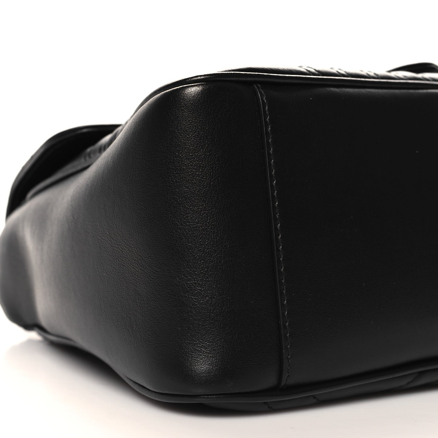 Calfskin Matelasse Small GG Marmont Top Handle Shoulder Bag Black