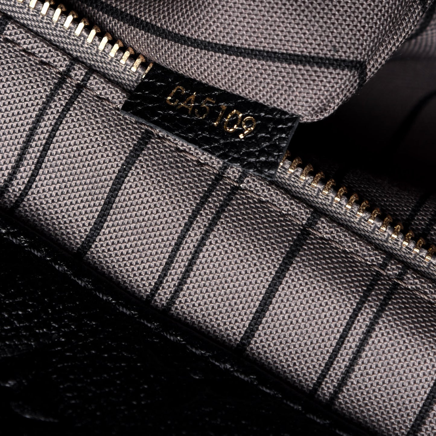 Empreinte Artsy MM Black