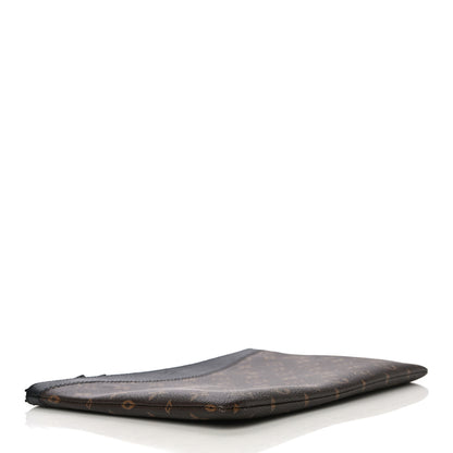 Louis Vuitton Monogram Daily Pouch Black 4 of 10