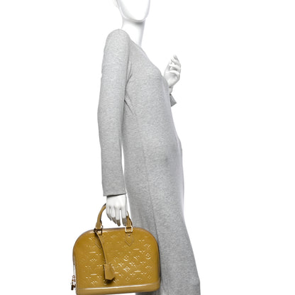 Louis Vuitton Vernis Alma PM Dune 2 of 11